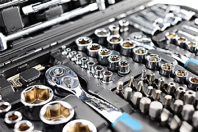 Σετ Κασετίνα με Καρυδάκια 1/2'', 1/4'' & 3/8'' με Καστάνια & Προέκταση 171Τεμ. - BORMANN Pro BHT5200