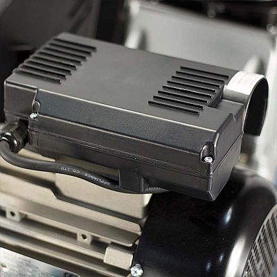 Αεροσυμπιεστής με Ιμάντα 3Hp/150lt - BORMANN Pro BAT5070